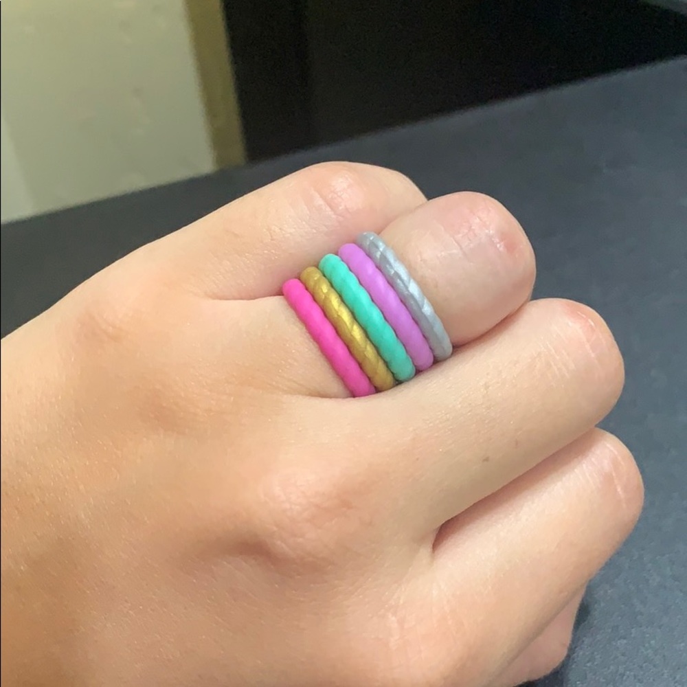 Women’s Rubber Rings